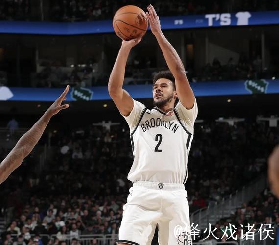 卡梅伦-约翰逊9投5中贡献13分、3篮板和2助攻，其中三分球5中2